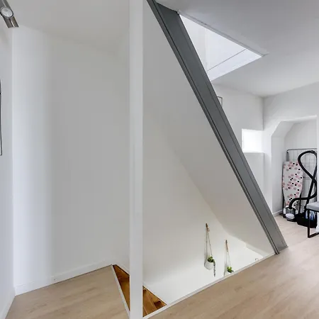 Maison De Triplex Proche Cdg