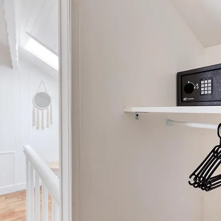 Maison De Triplex Proche Cdg * سُفرا